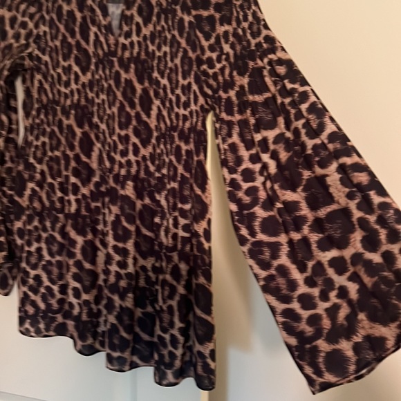 Top - Picture 3 of 5